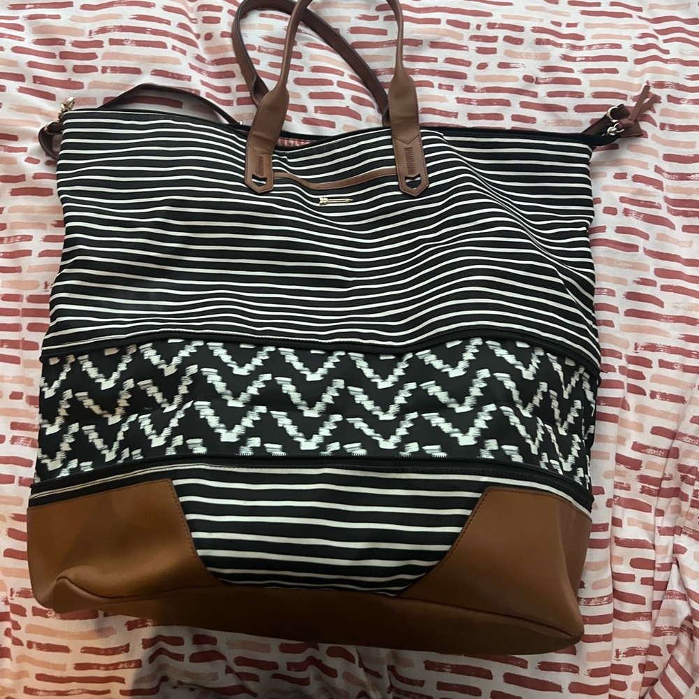 Stella and Dot Getaway Bag
